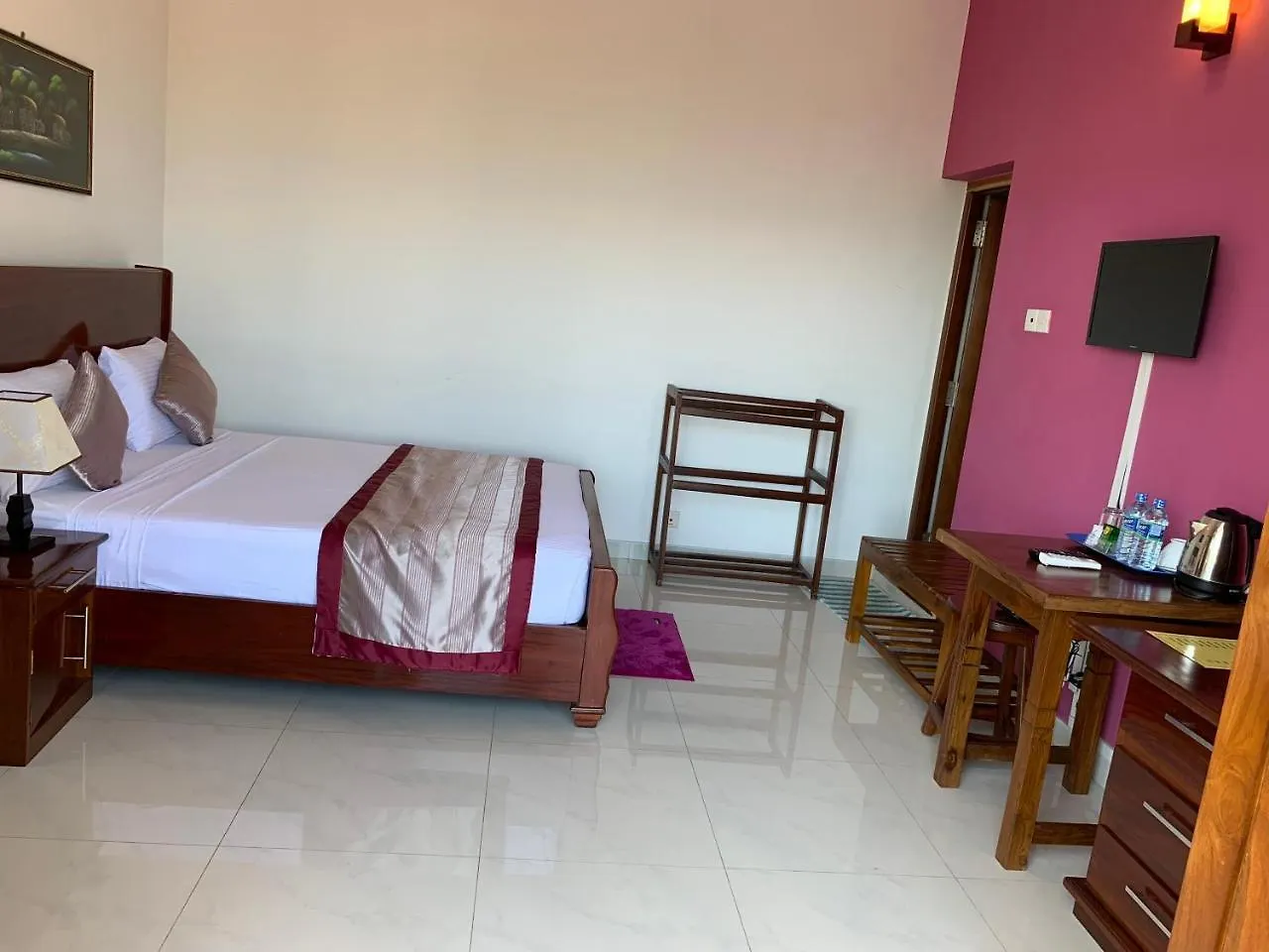 Serenity Hill Oasis Канди 3*,