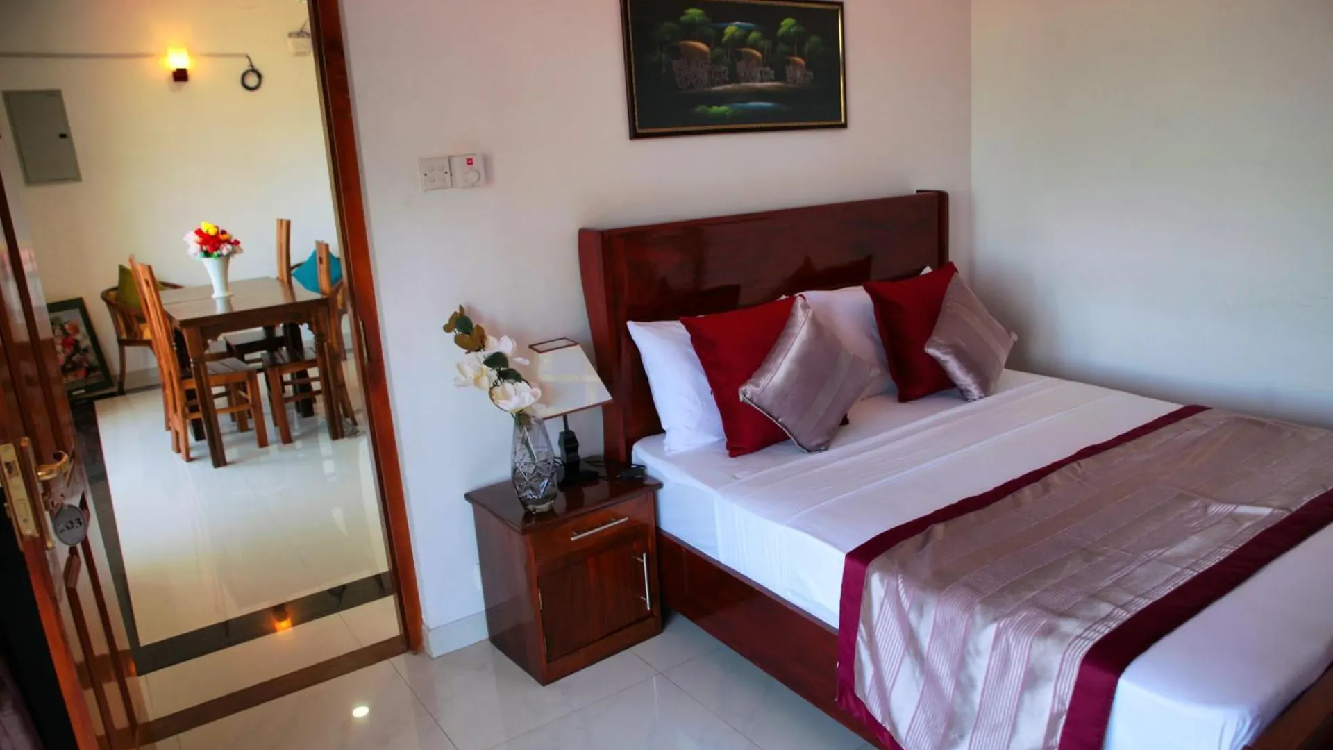 Serenity Hill Oasis Kandy Inn