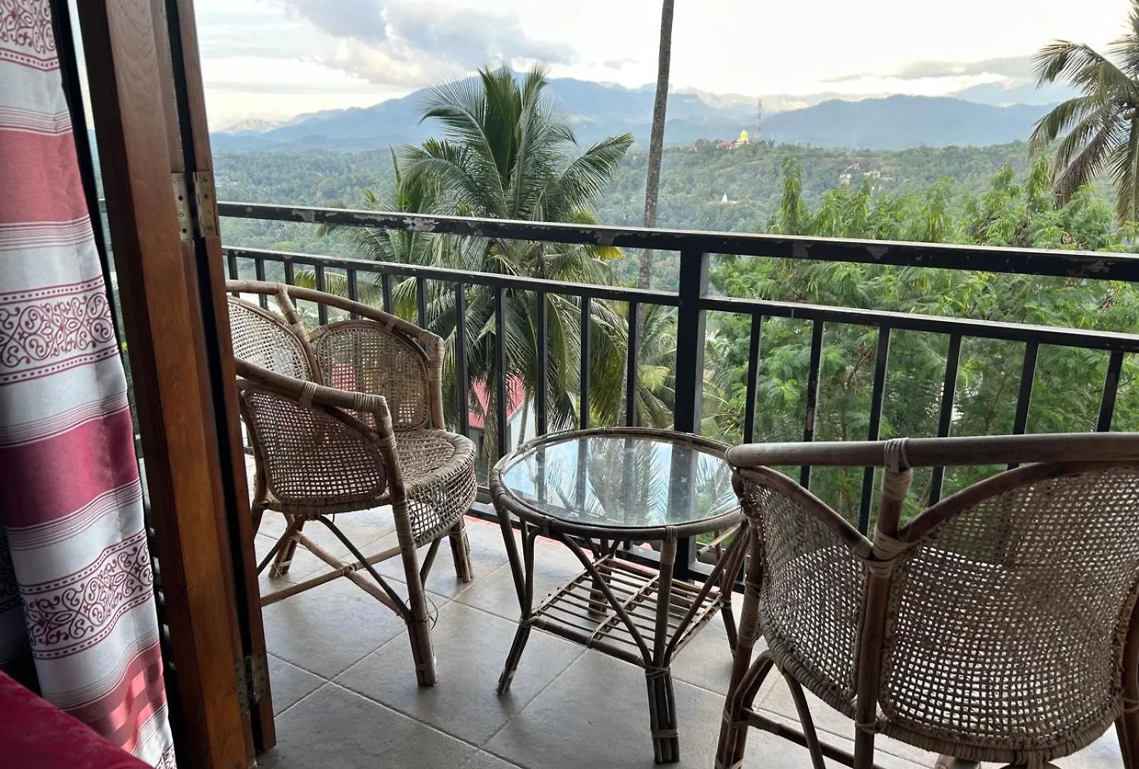 Serenity Hill Oasis Kandy