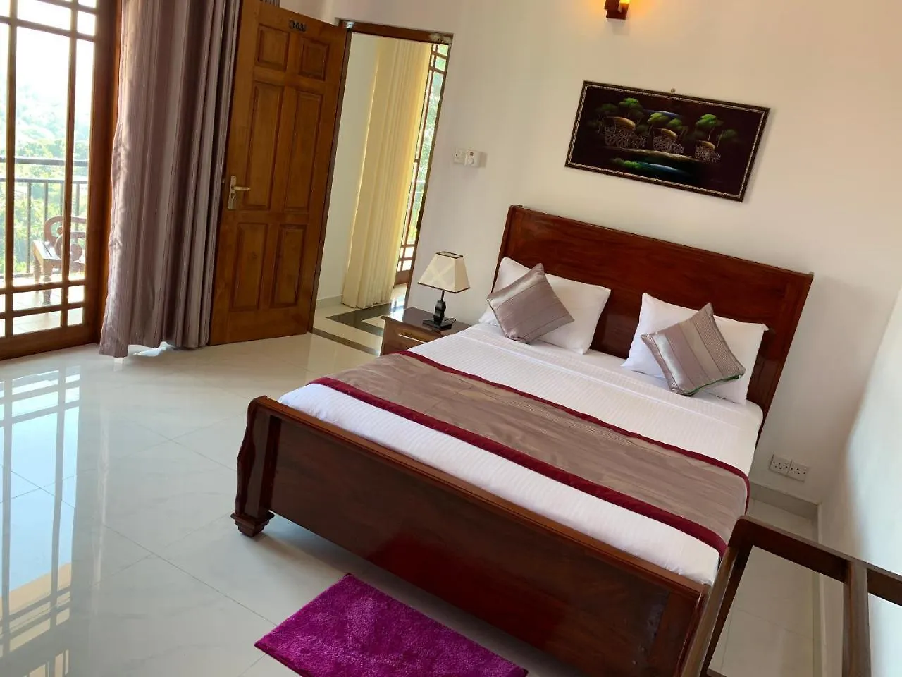 Serenity Hill Oasis Kandy Inn